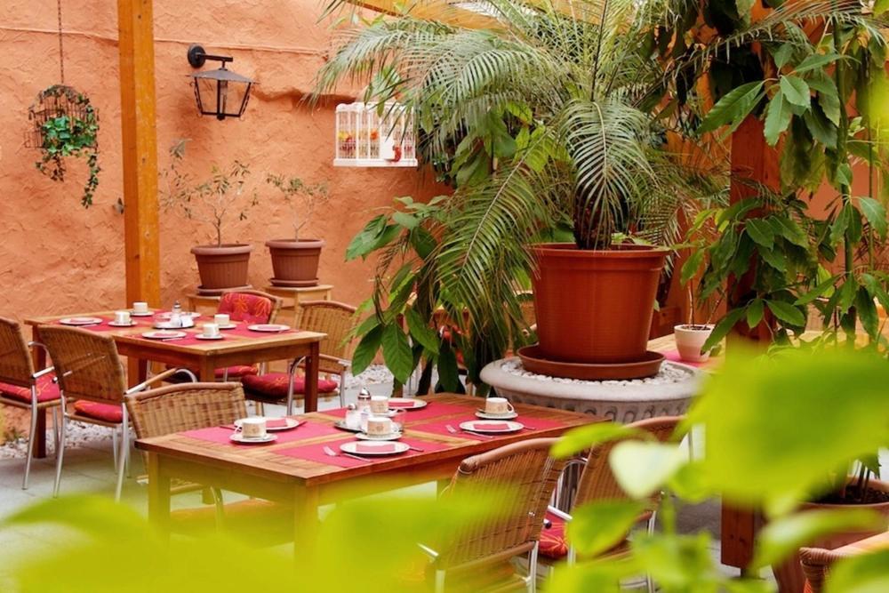 Hotel Zum Roemer อูเบอร์ลิงเงน ภายนอก รูปภาพ