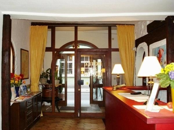 Hotel Zum Roemer อูเบอร์ลิงเงน ภายนอก รูปภาพ